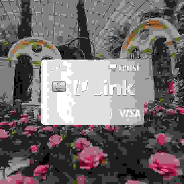 10% off Flower Dome tickets for cardholders of NTUC Link Card by Trust