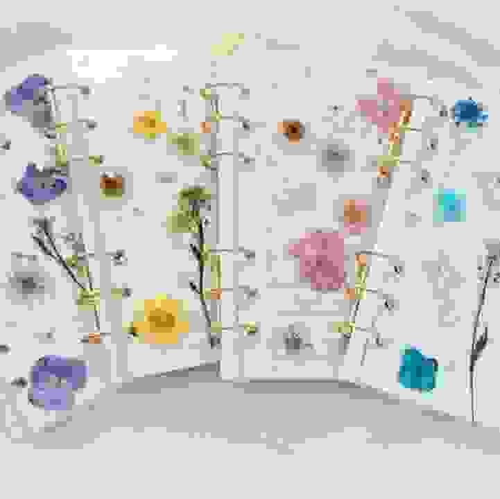 Get Crafty! &ndash; Pressed Floral Art Notebook by When Stars Align