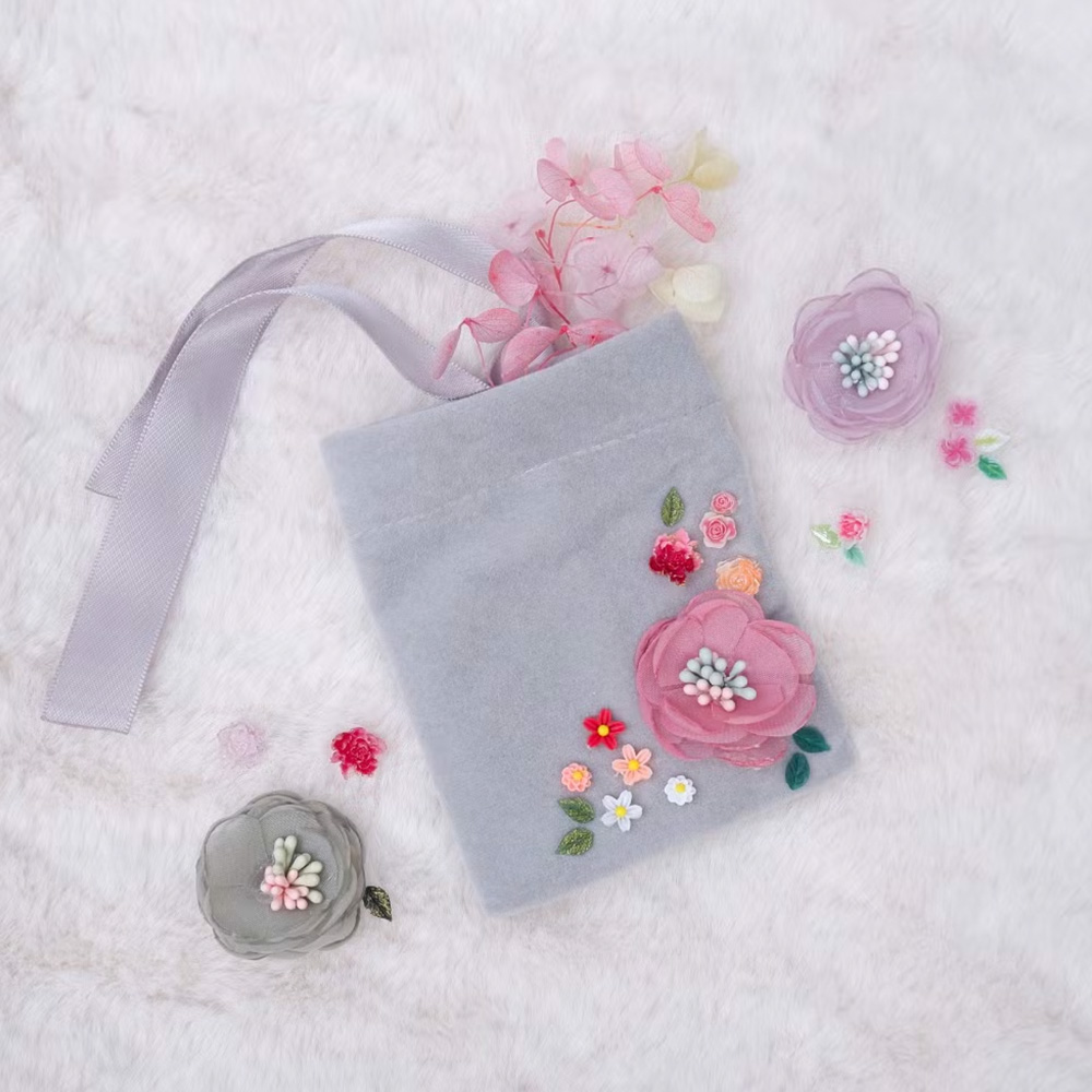Get Crafty! &ndash; Floral Jewellery Pouch by Oak and Willow