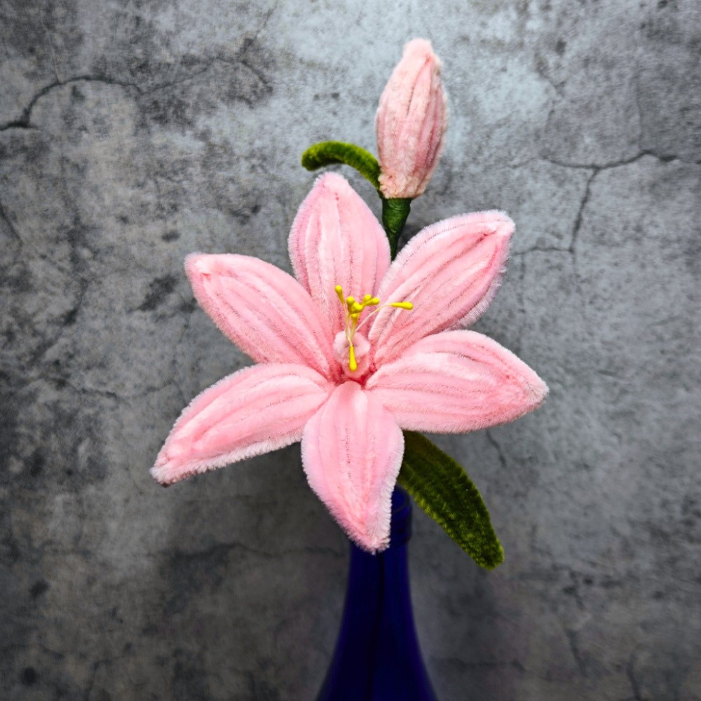 Get Crafty! &ndash; Lily Pipe Flowers by Happy Hands Can
