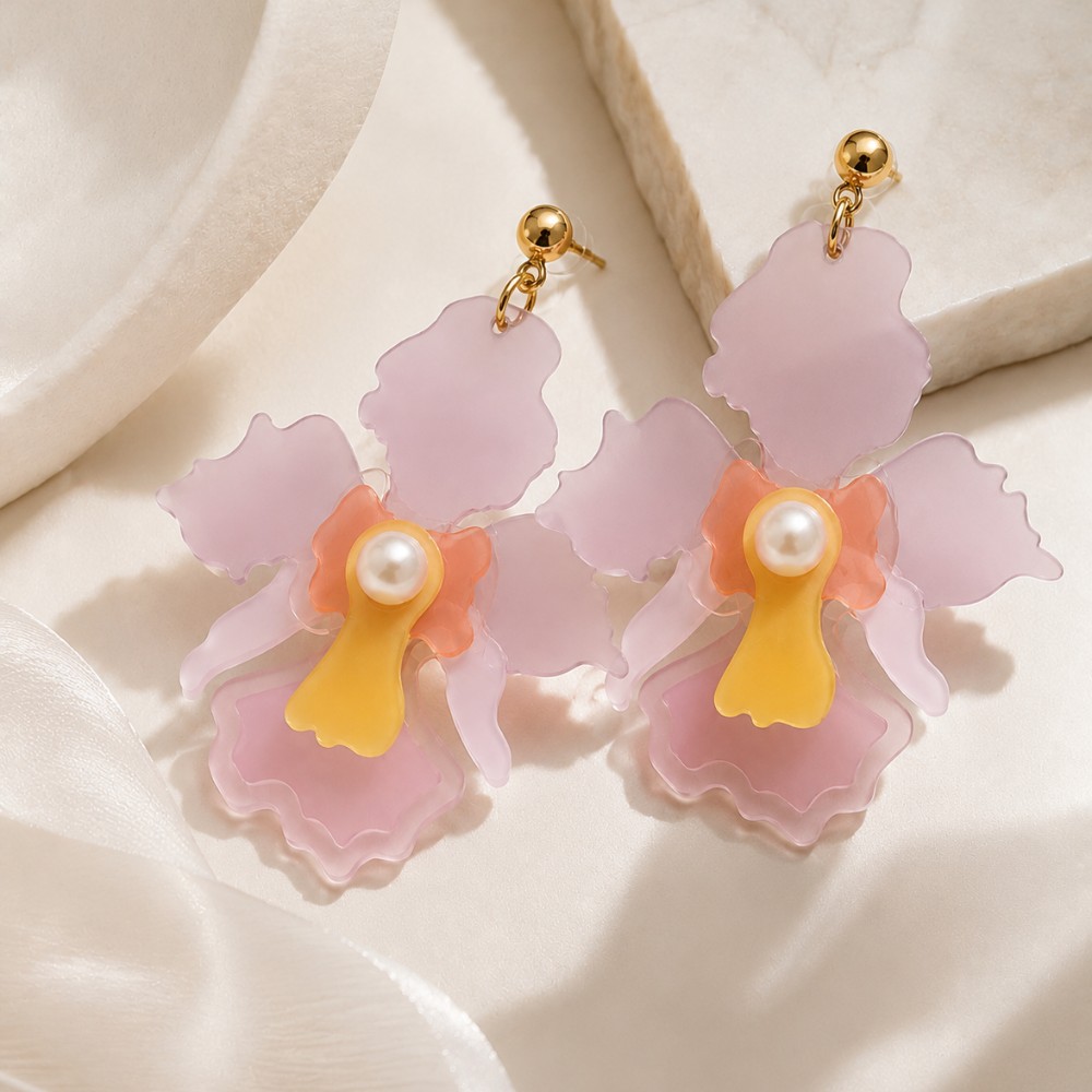 Get Crafty! &ndash; <i>Vanda</i> Miss Joaquim Earrings by When Stars Align