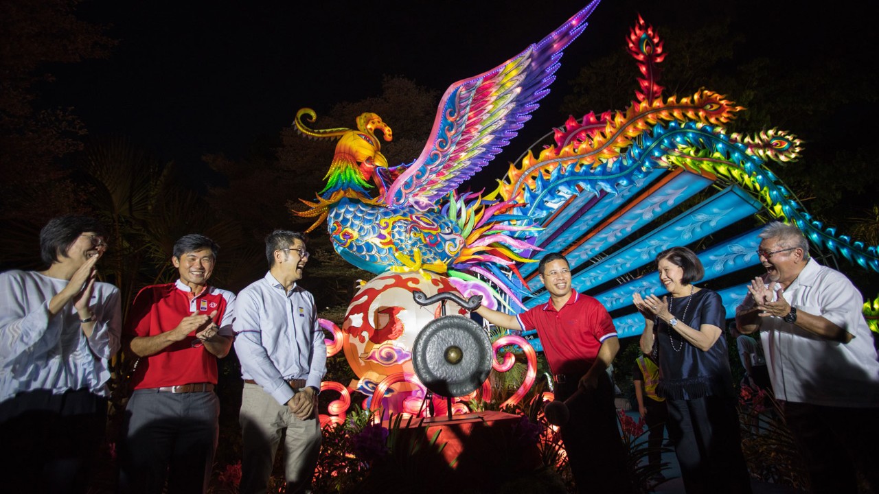 "Arrival of the Phoenix" lantern set, which welcomes visitors to Mid-Autumn @ Gardens by the Bay.