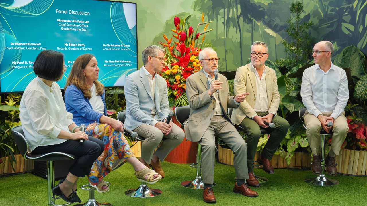 (From left) Director of Shanghai Botanical Garden Ms Yan Wei; President and CEO of Atlanta Botanical Garden Ms Mary Pat Matheson; President and CEO of Longwood Gardens Mr Paul B. Redman; Executive Director of Cornell Botanic Gardens Dr Christopher P. Dunn; Chief Executive of Botanic Gardens of Sydney Mr Simon Duffy; and Director of Royal Botanic Gardens, Kew, Dr Richard Deverell in a panel discussion at Gardens by the Bay’s inaugural symposium.