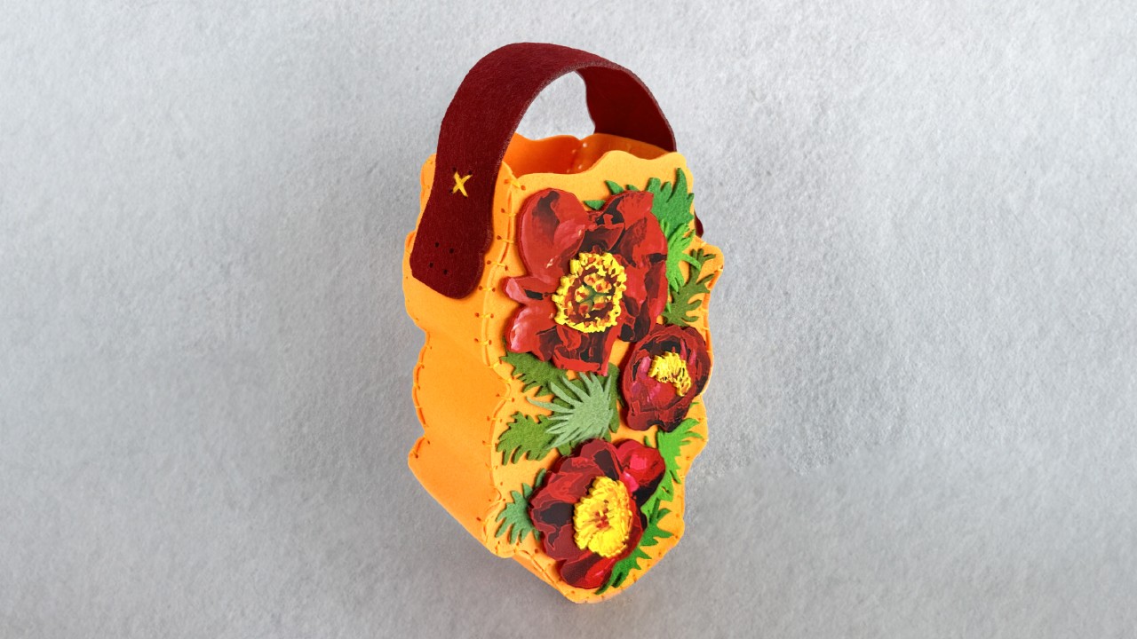 Get Crafty! - Felt Art Pouch Bag by AnnabelleTTN
