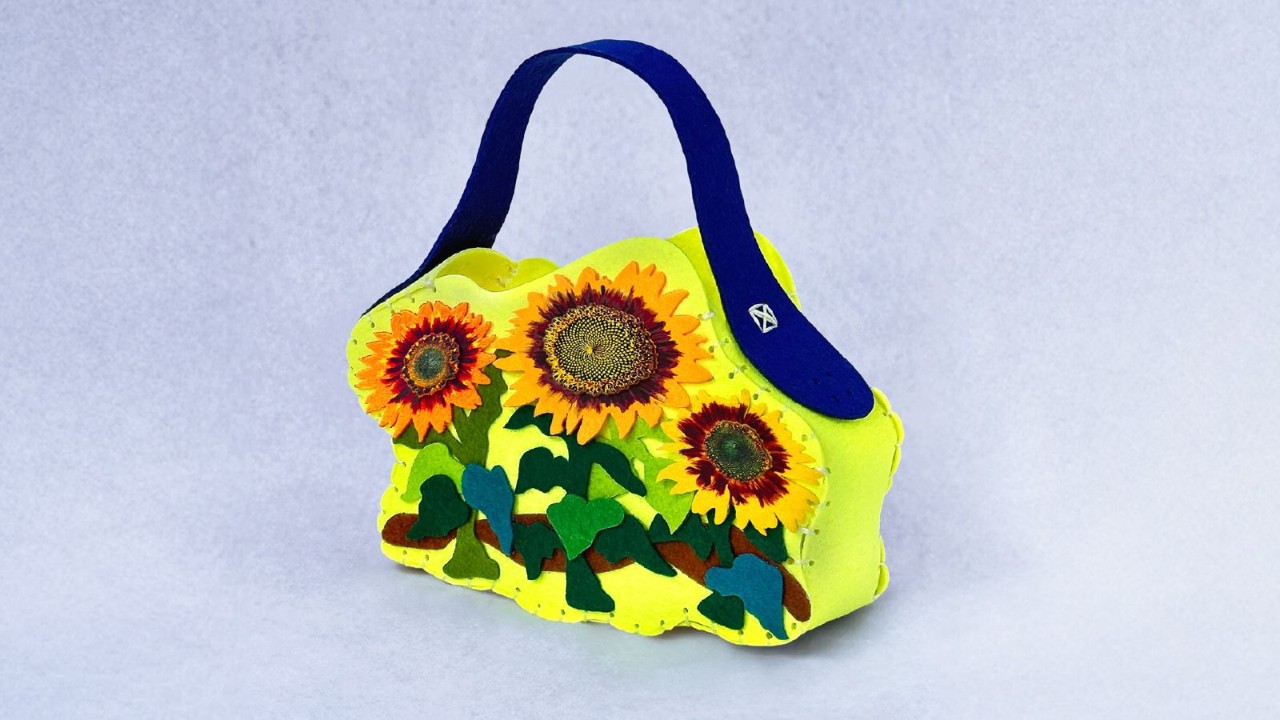 Get Crafty! – Felt Art Pouch Bag by AnnabelleTTN