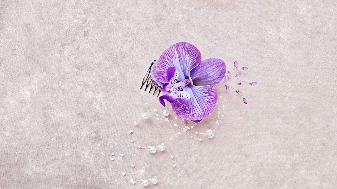 Get Crafty! – Orchid Charm Hair Adornment by Tippsyfingers