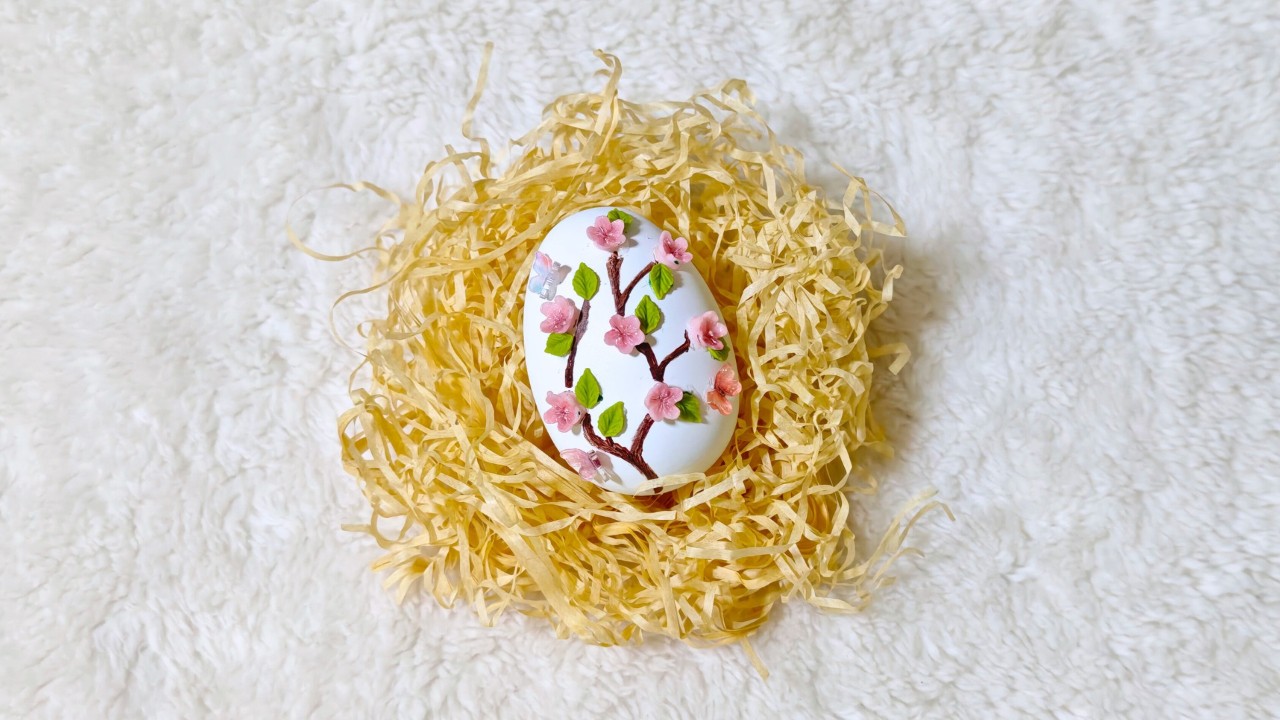 Get Crafty! – Spring Floral Wind Charm by Tippsyfingers